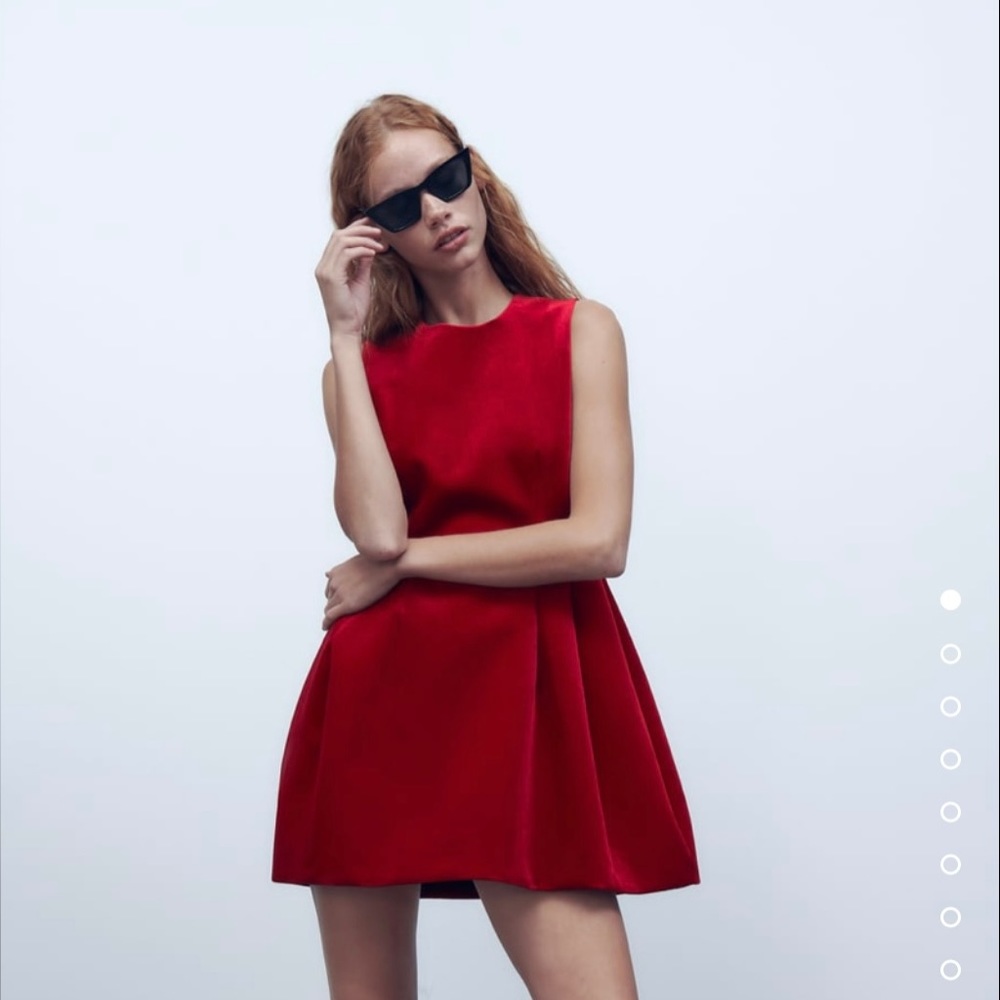 Red Zara Voluminous Velvet Dress (XS) - Worn ONCE